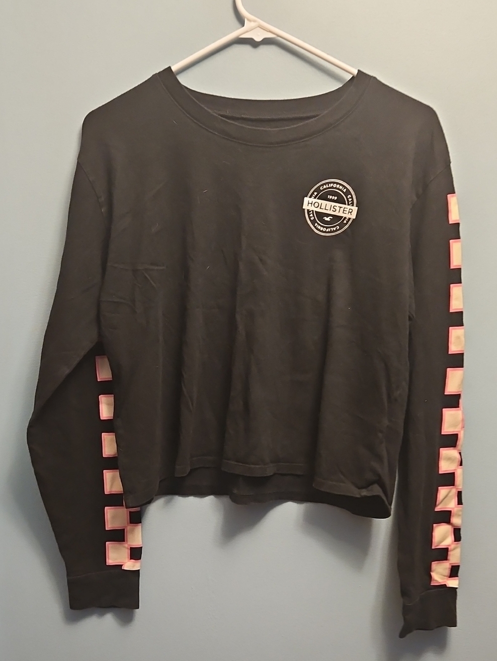 Hollister Black Cropped Long Sleeve Top with Pink Checkerboard Sleeves